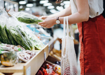 Learn to eat healthy on a budget